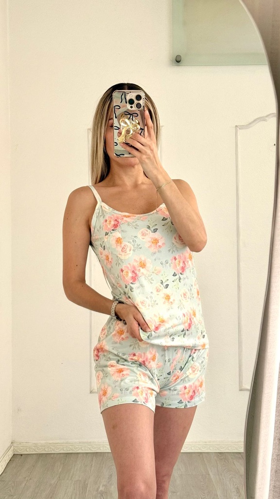 Pijama Sueño de Rosas tirantes (Chica-Mediana, Esencial)